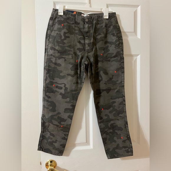 Sundry Women's Camo Pants with Embroidered Hearts - Picture 2 of 12